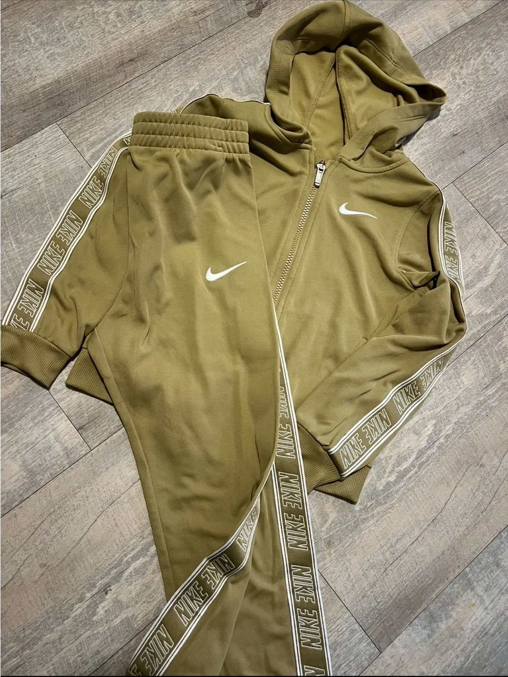 Kids Nike Gold/Camel Tracksuit Set with White Swoosh Size 6/7